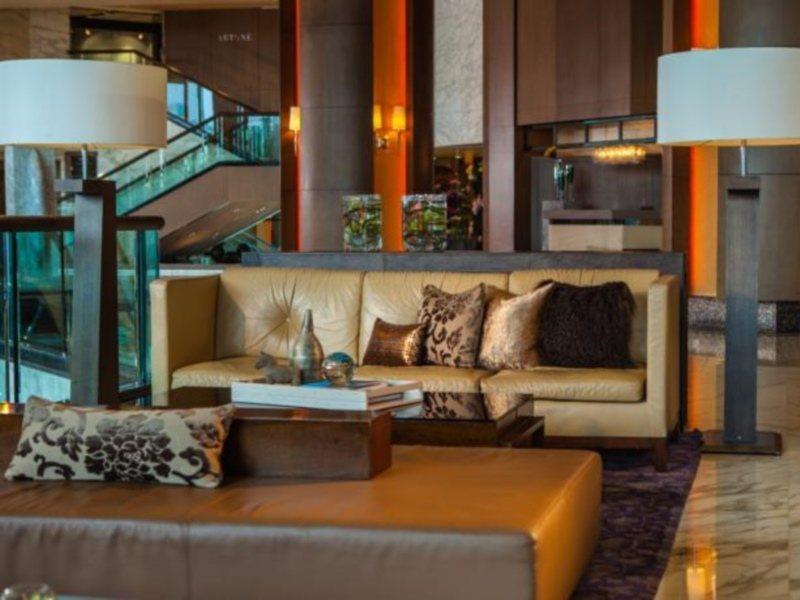 Renaissance Kowloon Hotel Гонконг Екстер'єр фото